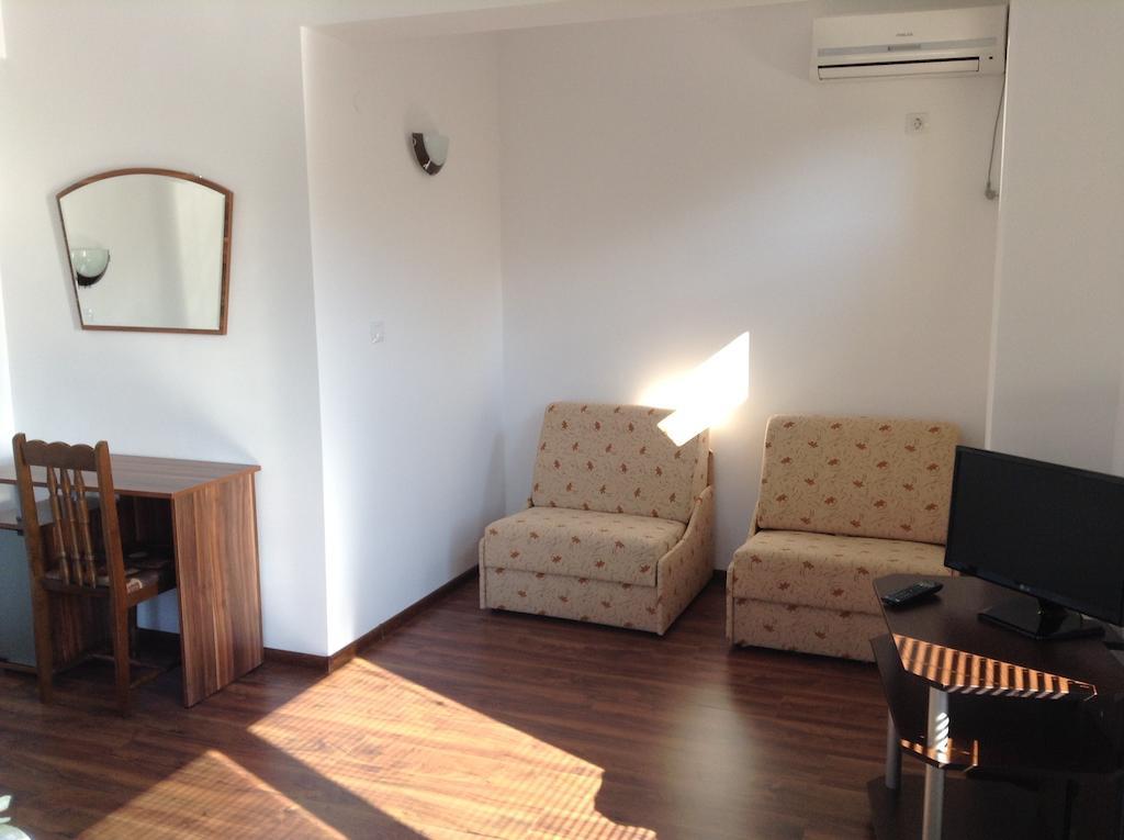 Guest House Luchi Varshets  Δωμάτιο φωτογραφία