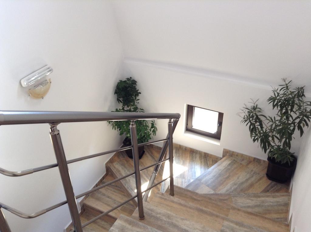 Guest House Luchi Varshets  Εξωτερικό φωτογραφία