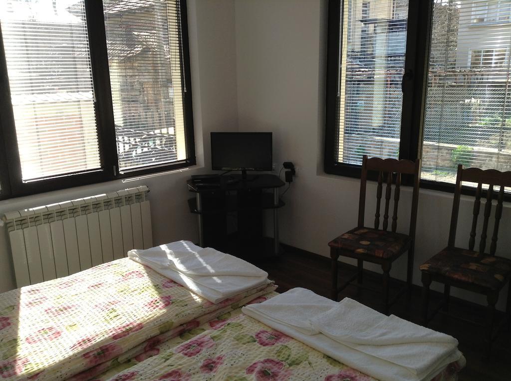 Guest House Luchi Varshets  Δωμάτιο φωτογραφία
